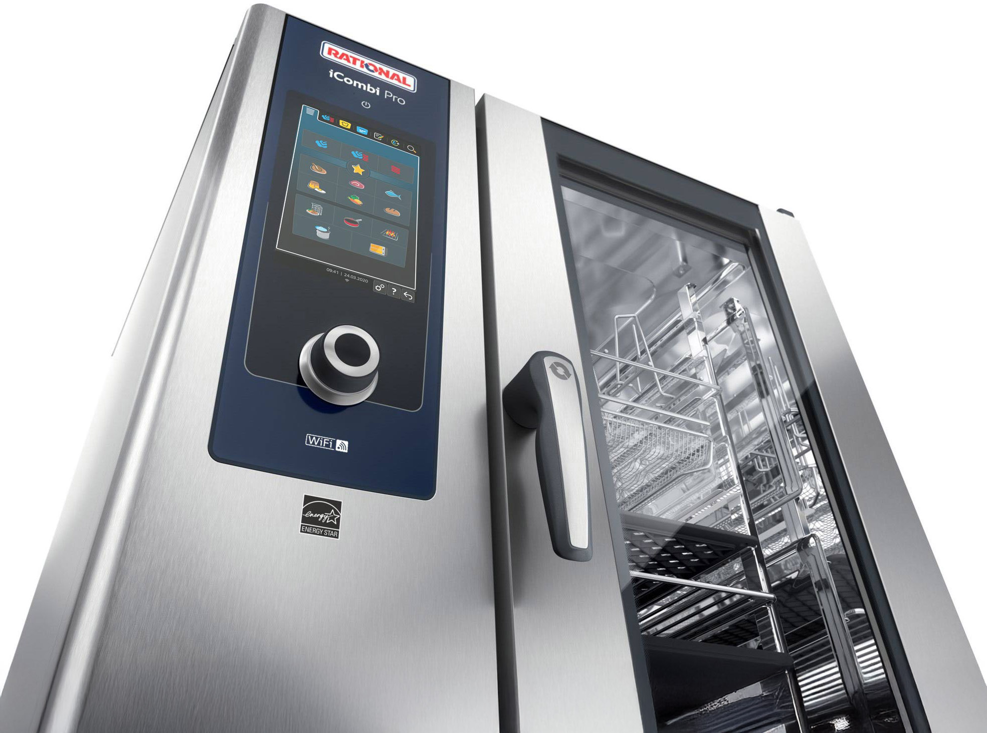 Técnico de Service One Solutions reparando un equipo RATIONAL